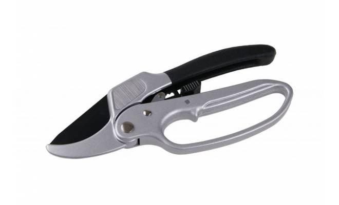 Záhradné nožnice Winland 3130 TW
